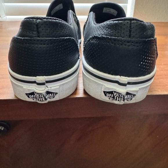 Black Vans Slip-On Women’s Shoes sized 6 - Picture 6 of 9